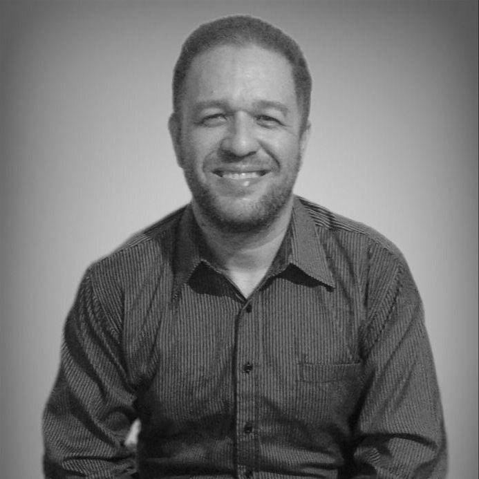RAUL ROBLES